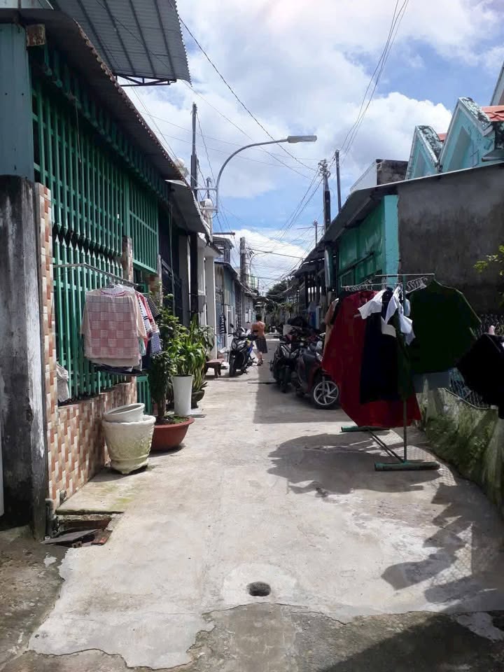 Nhà cấp 4 hẻm 5 Cầu Xáng, Cà Mau 76m² giá 750 triệu - Thương lượng ngay!