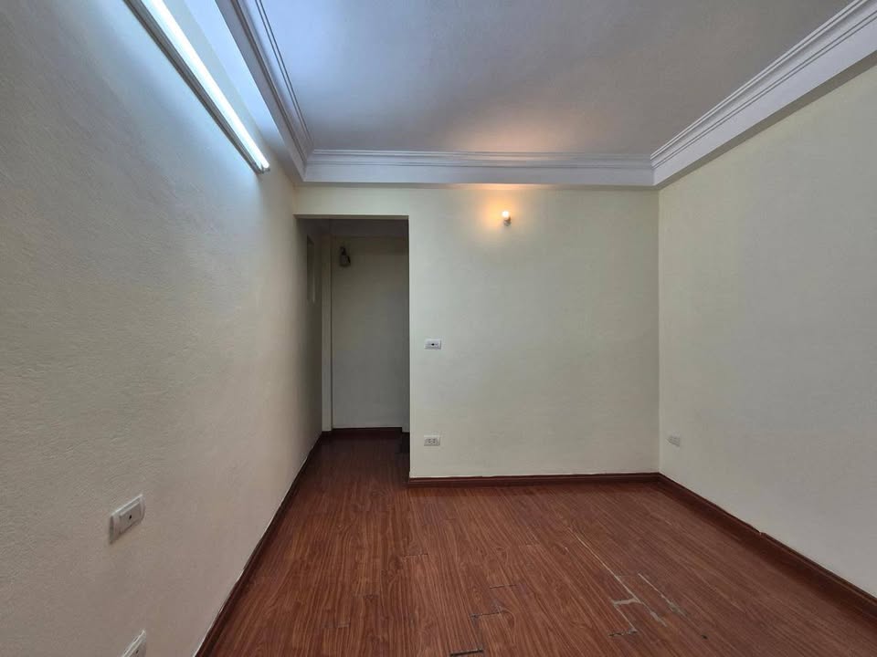 Nhà 4 tầng trung tâm Hai Bà Trưng 17m² giá 3.4 tỷ - Sẵn sàng vào ở ngay!