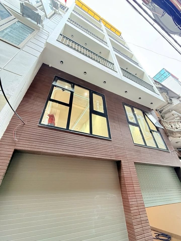 Nhà phố Thanh Xuân 36m² giá 15 tỷ - Ô tô vào nhà, tiện ích xung quanh phong phú!