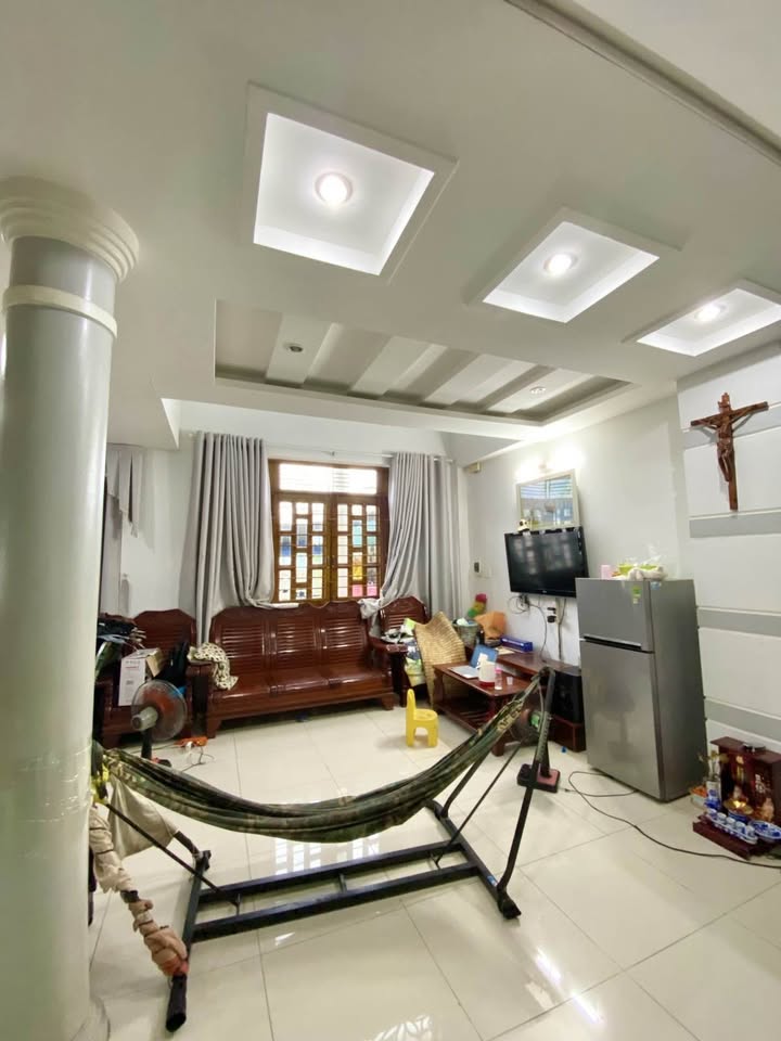 Biệt thự sân vườn Quận 7 giá chỉ 5 tỷ - Sổ hồng riêng, hoàn công