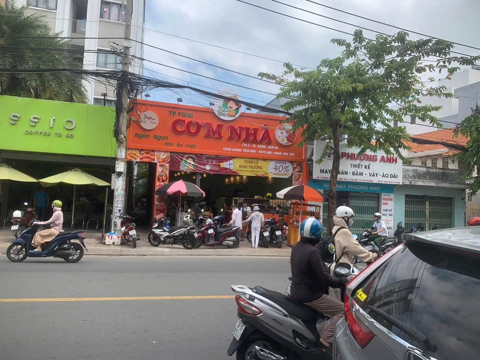 Nhà mặt tiền Đường Đặng Văn Bi, Thủ Đức 409m² - Kinh doanh thuận lợi!