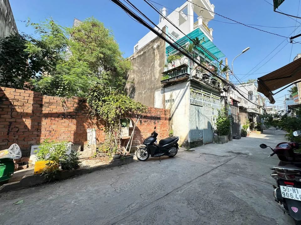 Đất nền Quận Tân Phú 112m² giá 7.1 tỷ - Cơ hội đầu tư hiếm có!