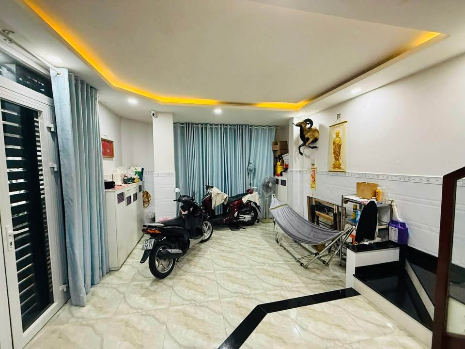 Nhà góc Bà Hạt, Quận 10, 53m² giá 8 tỷ - Nhà mới ở ngay, pháp lý chuẩn!