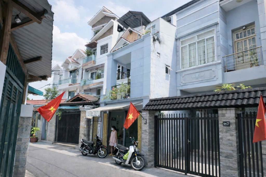 Nhà 3 tầng Phường Phú Thuận 75m² giá 8 tỷ - Sẵn sàng vào ở!