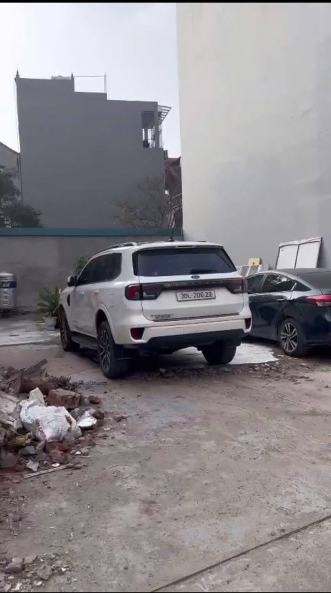 Đất nền Vin Đại Mỗ 68.2m² giá 12.6 tỷ - Sổ đỏ chính chủ, mặt tiền 4.05m