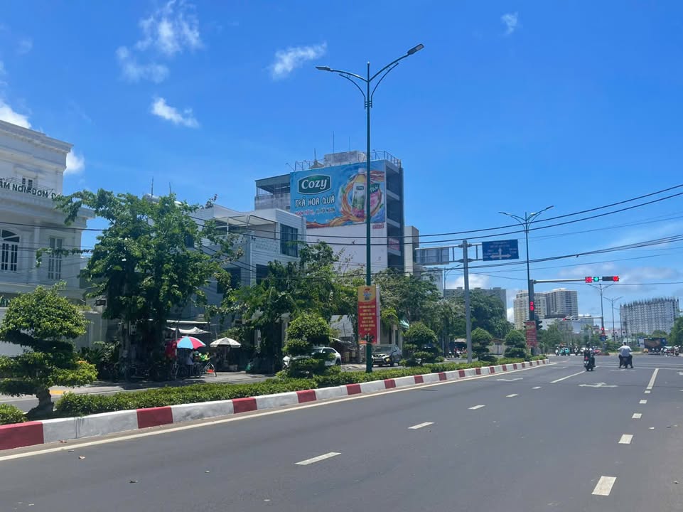 Nhà 1 trệt 1 lầu đường Thống Nhất, Vũng Tàu 37m² giá 4,2 tỷ - An ninh, tiện ích đầy đủ!