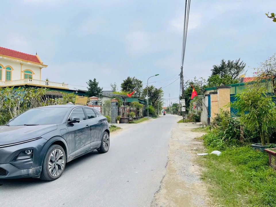 FrontHouse tại đường Cần Vương, Vinh 120m² giá 2.9 tỷ - Vị trí đắc địa!