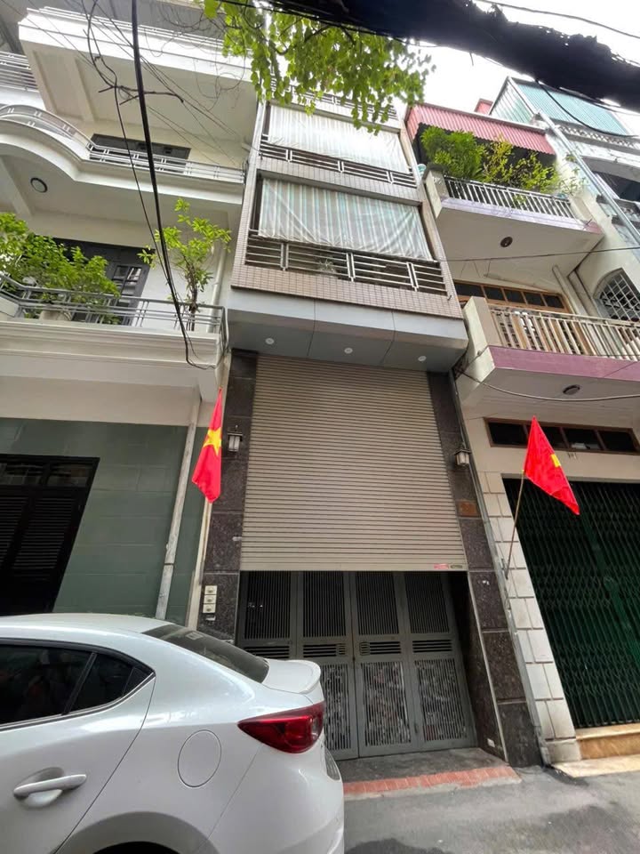 Nhà Phú Diễn 40m² giá thỏa thuận - Ô tô vào nhà, đầu tư sinh lời cao!