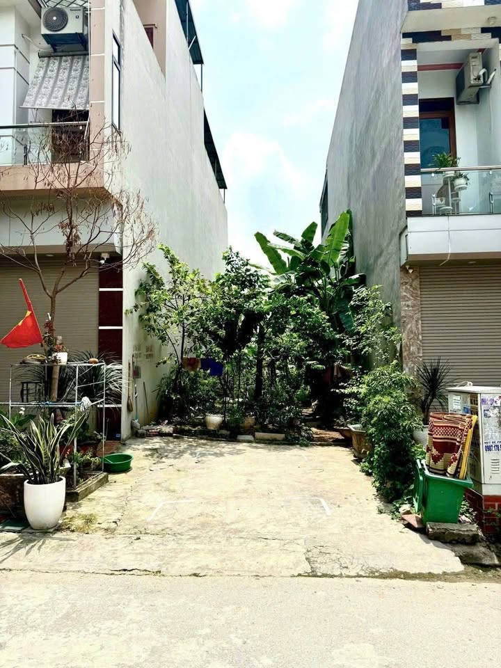 Đất nền chính chủ Văn Giang 92m² giá 1.9 tỷ - Vị trí đẹp, giao thông thuận lợi!