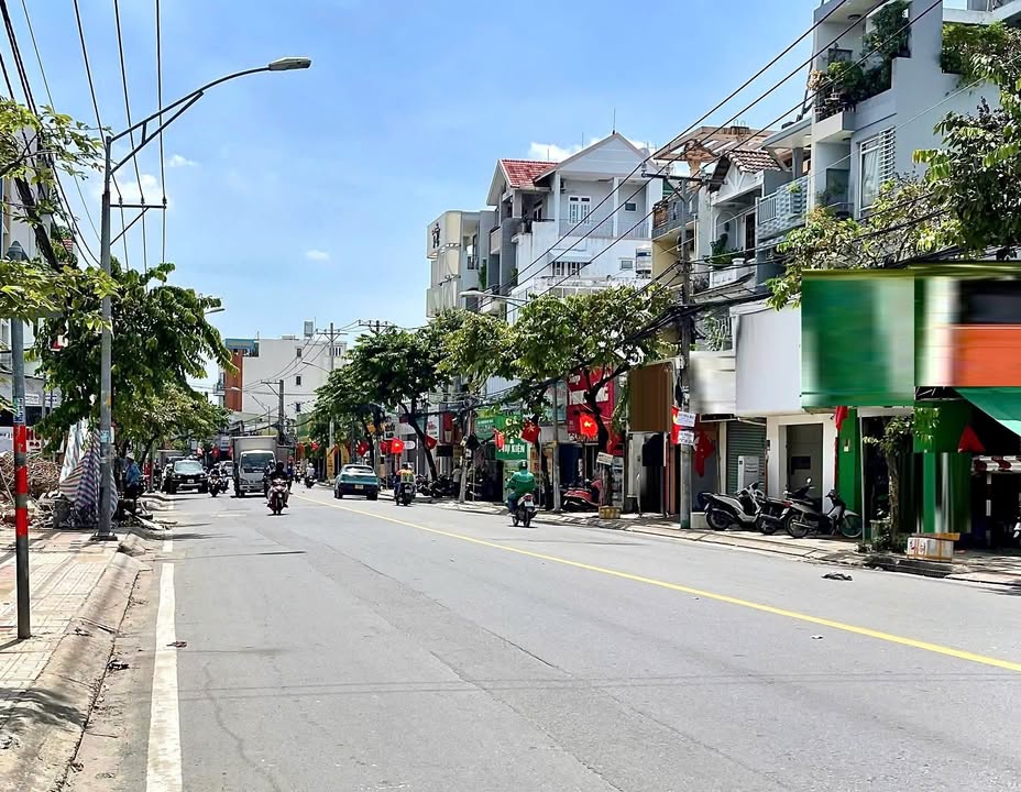 FrontHouse Đặng Văn Bi, Thủ Đức 275m² giá 45 tỷ - Đầu tư sinh lời ngay!