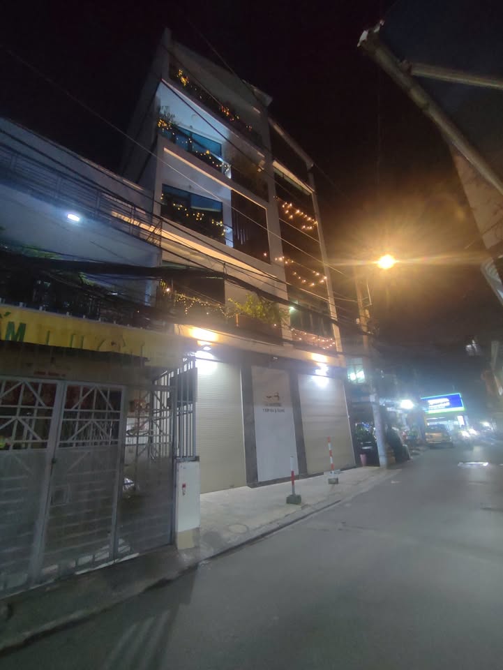 Nhà phố HXH Âu Cơ, Quận Tân Bình 65m² giá 9 tỷ - Nhà mới đẹp ở ngay!