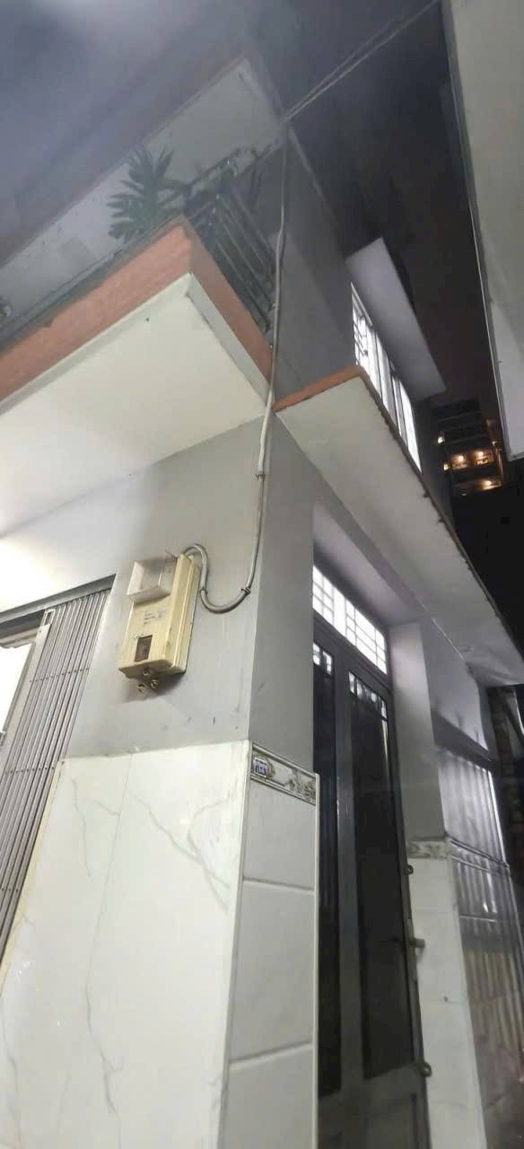 Nhà riêng Nguyễn Văn Cừ, Quận 1, 16m² giá 3.15 tỷ - Sổ hồng riêng, thiết kế 4 tầng