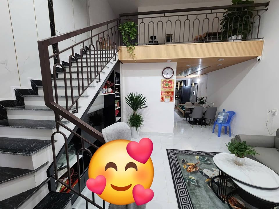 Nhà đẹp Khu Tôn Đản Quận 4 73m² giá 3 tỷ - Sẵn sàng vào ở!
