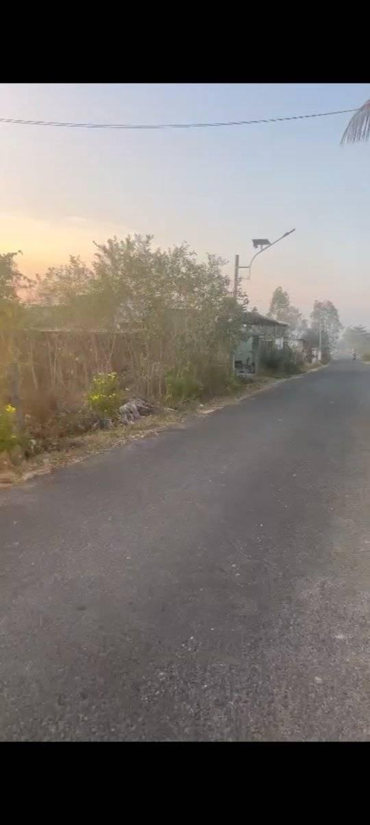 Đất nền 832m² tại Ma Lâm, Bình Thuận giá 1.6 tỷ - Sẵn sàng xây dựng nhà vườn!