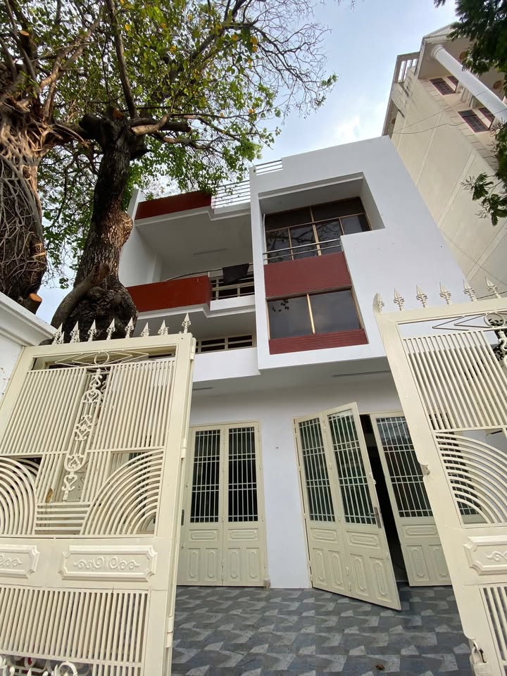 Nhà mặt tiền kinh doanh Lạc Long Quân Q11, 176m², giá 70 triệu/tháng - Thích hợp làm GYM, YOGA