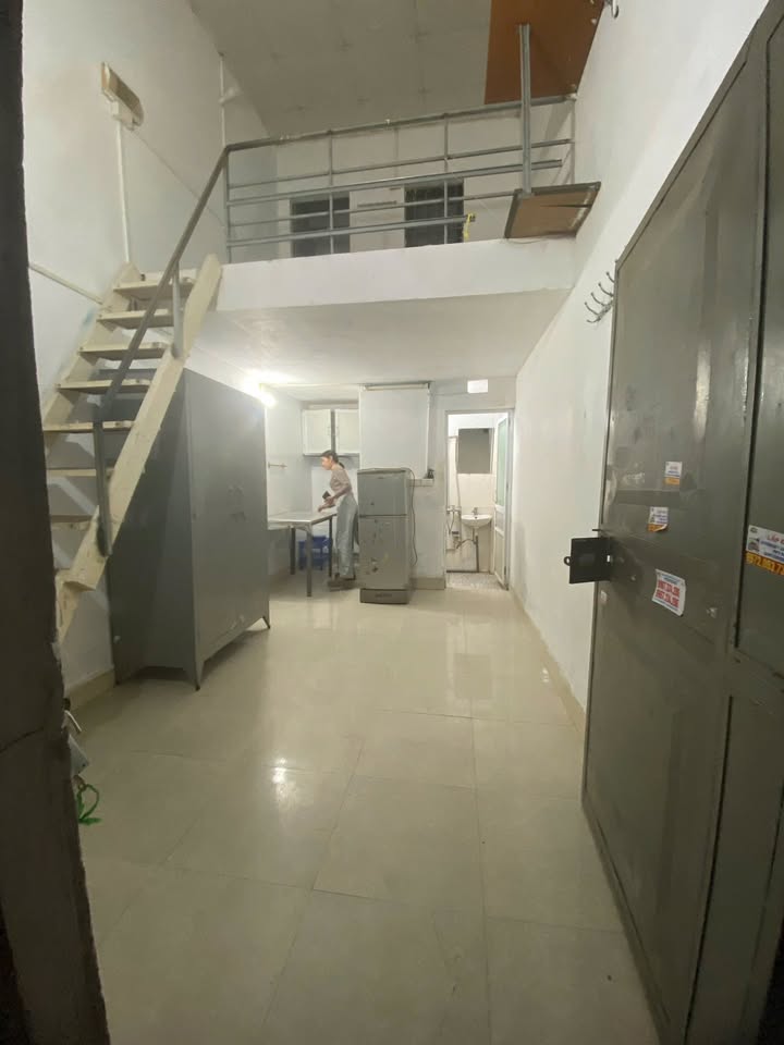 Phòng trọ cho thuê ngõ 120 Kim Giang 24m² giá 3 triệu - Không chung chủ, đầy đủ tiện nghi!