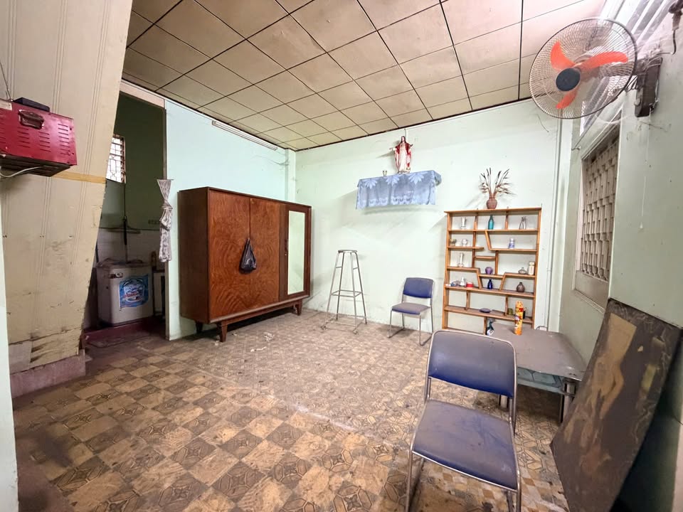 Nhà riêng hẻm đường Cách Mạng Tháng 8, Quận 3, 63m² giá 8 tỷ - Sổ đỏ chính chủ!