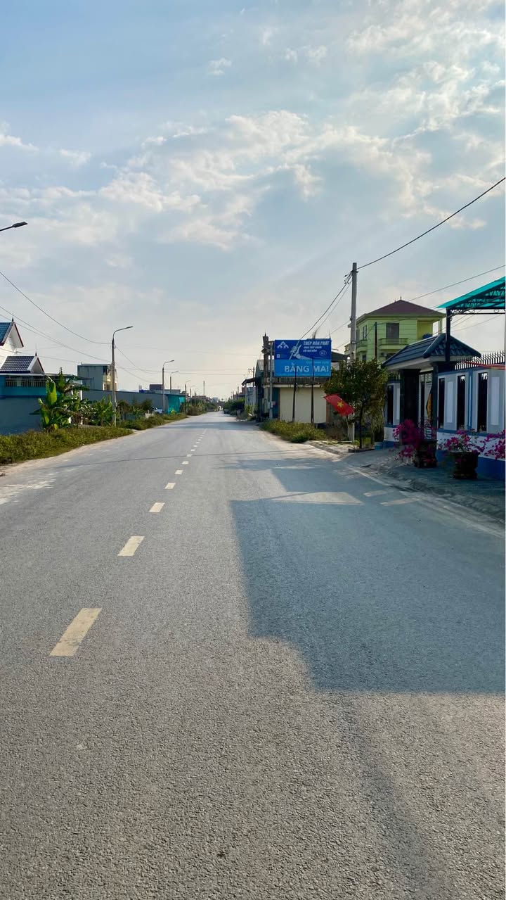 Đất nền Phường Đông Sơn 99m² giá 720 triệu - Mặt tiền đường lớn, vị trí chiến lược!