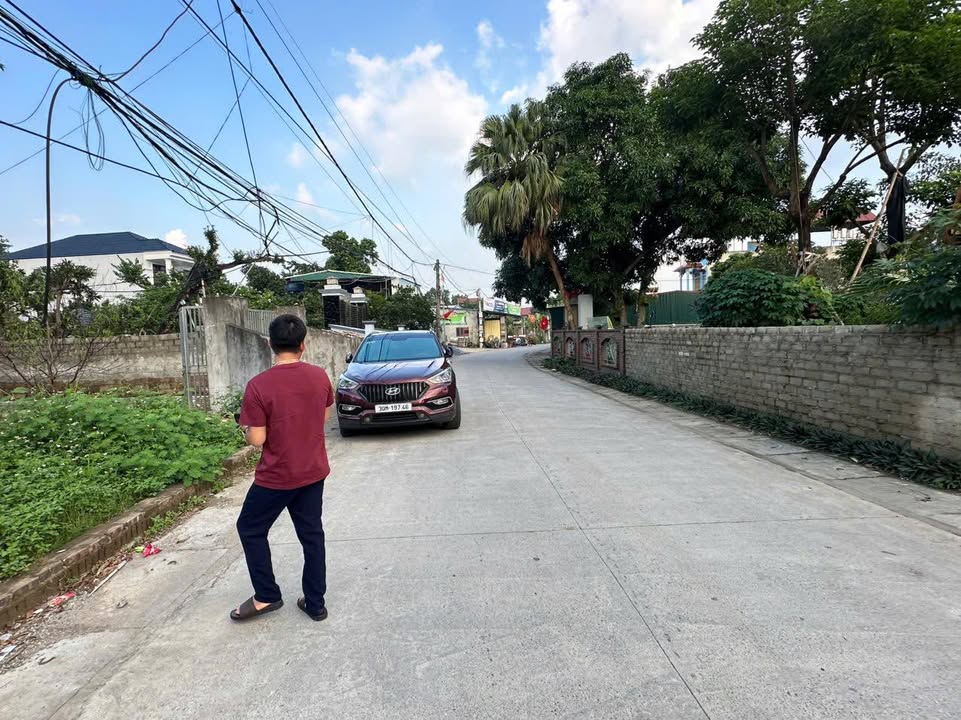 Đất kinh doanh mặt tiền 5m tại xã Thủy Xuân Tiên, 99.6m² - Giá chỉ 2 tỷ!