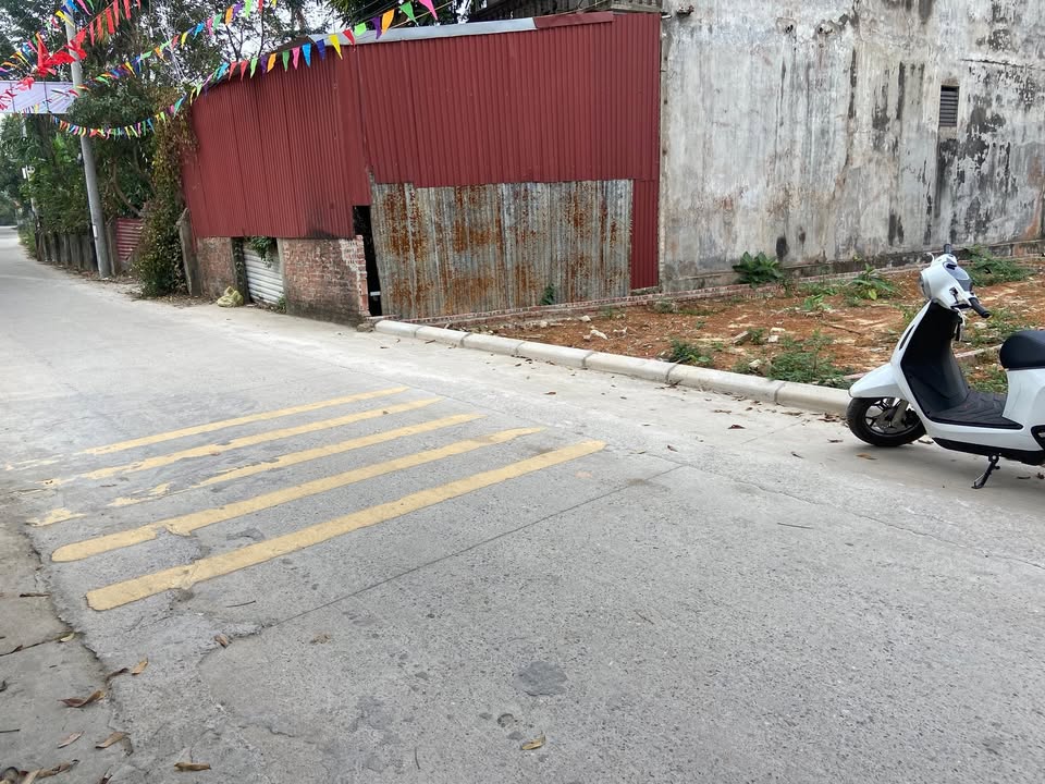 Đất nền 80m² Thôn Yêm, Huyện Sóc Sơn giá 3 tỷ - Diện tích vuông vức, đường ô tô tránh nhau!