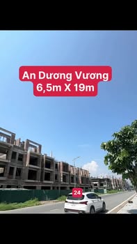 Nhà phố An Dương Vương Lào Cai 123m² giá 8 tỷ - Sổ hồng sắp có!