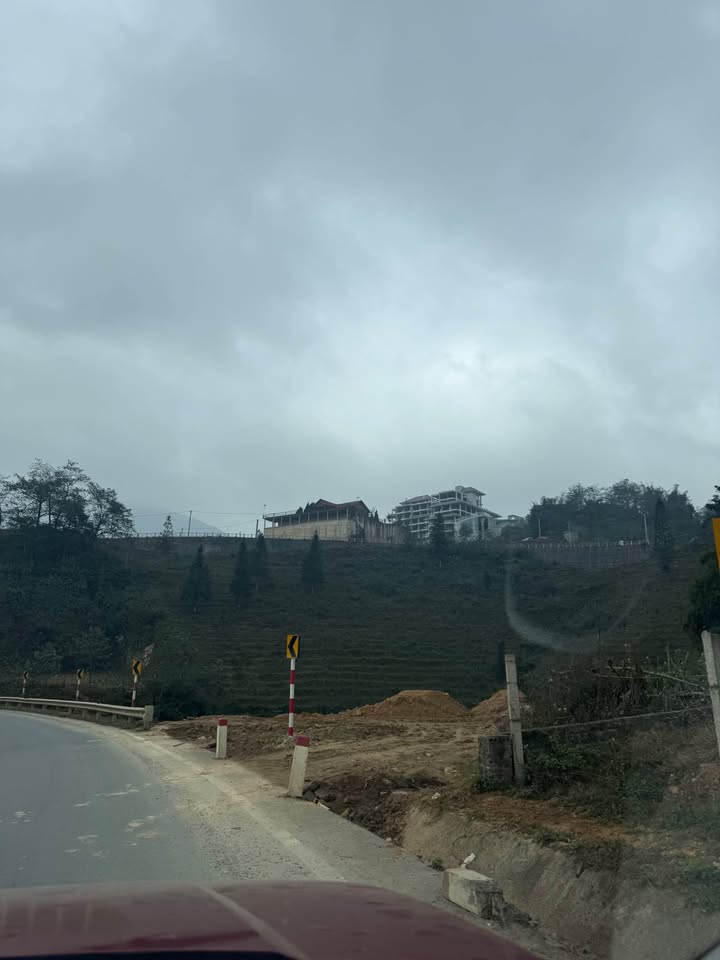 Đất thổ cư tại Tổ 2 Hàm Rồng, Sapa 150m² giá 2.43 tỷ - Cơ hội đầu tư tuyệt vời!