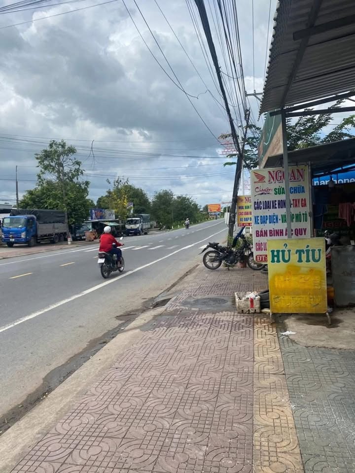 Đất mặt tiền Quốc lộ 60 - Xã Hiếu Tử - 342m² - Giá chỉ 1.6 tỷ thương lượng!