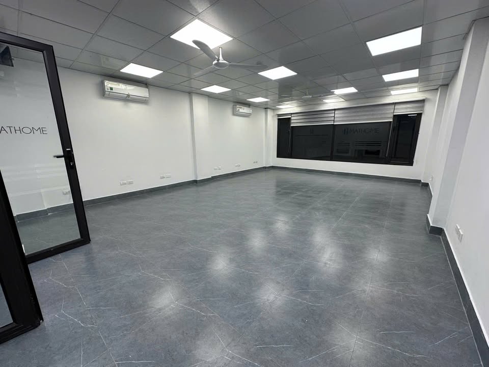 Văn phòng cho thuê Vũ Trọng Phụng, Nguyễn Tuân 50m² Giá 9.5 triệu - Địa điểm lý tưởng cho doanh nghiệp!