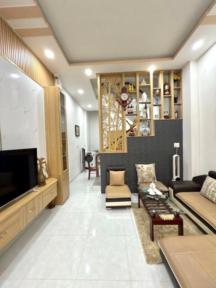 Nhà 2 tầng Tân Kỳ Tân Quý 44m² giá 4 tỷ - Hẻm xe hơi an ninh