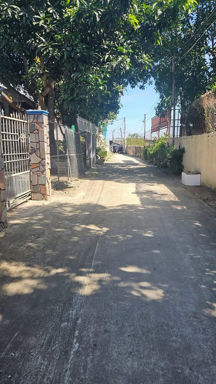 Nhà cấp 4 phường Cam Linh 126m² giá 2 tỷ - Tiện ích đầy đủ, thương lượng mạnh!