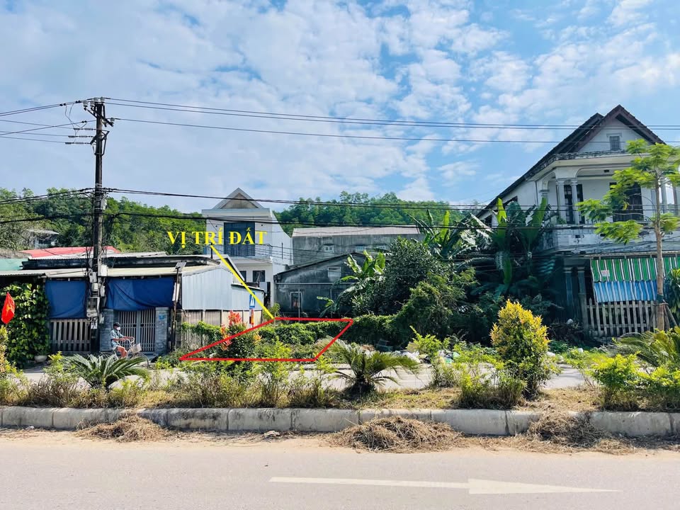 Đất 2 mặt tiền Phùng Quán, Thủy Dương 100m² giá 3 tỷ - View hồ sinh thái tuyệt đẹp!