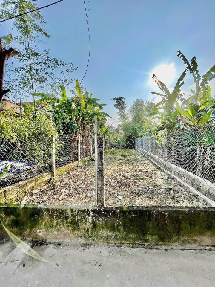 Đất kiệt 171 Nguyễn Lộ Trạch, 102m² giá 2.4 tỷ - Đường ô tô thông thoáng!