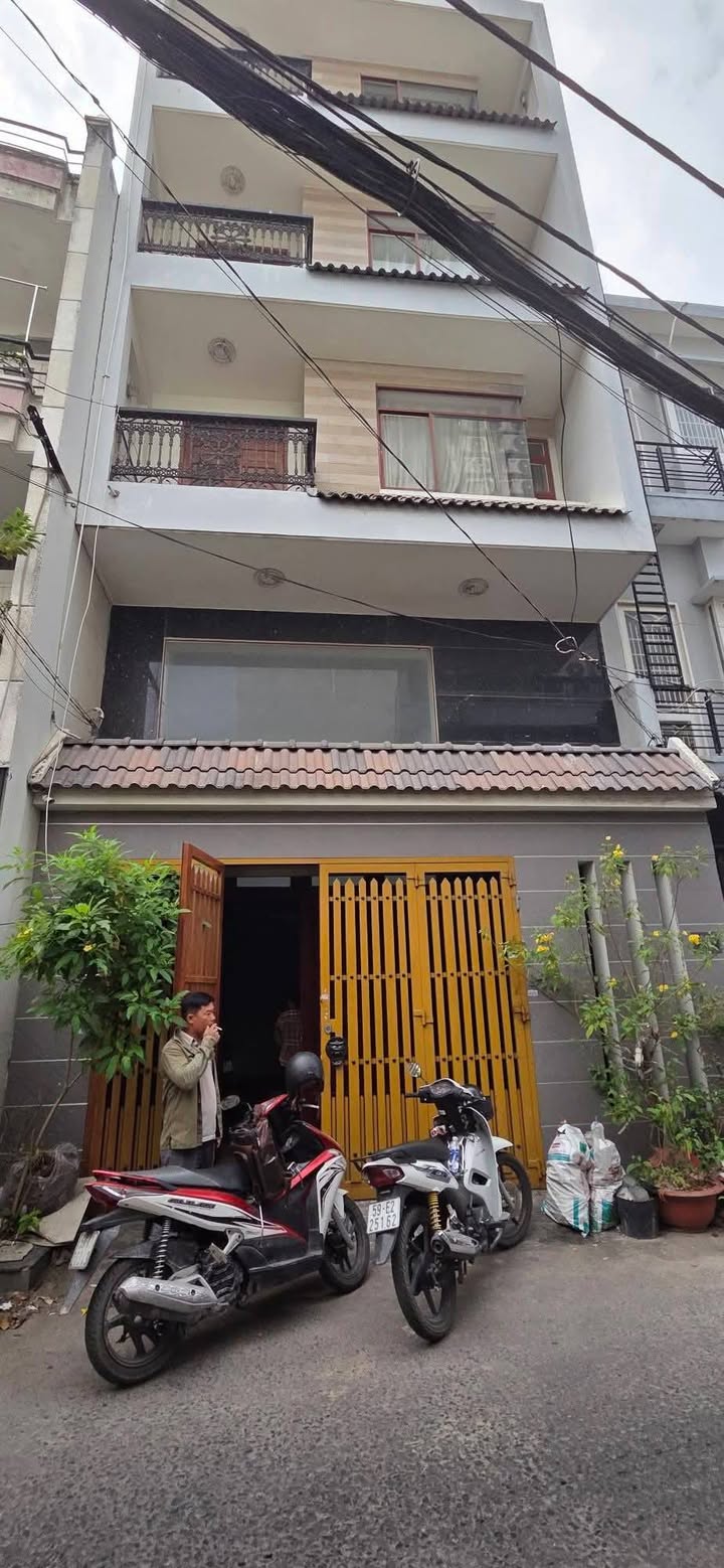 Nhà phố Gò Dầu - Tân Phú 84m² giá 13 tỷ - Đầu tư sinh lời cao!