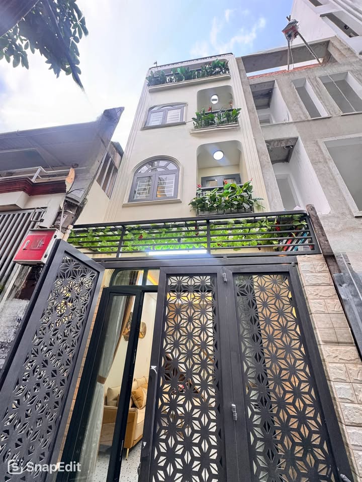 Nhà Phạm Văn Chiêu, Gò Vấp, 42m² giá 5.65 tỷ - Chính chủ bán gấp!