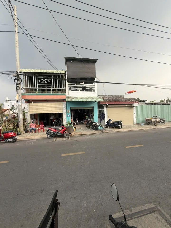 Nhà mặt tiền Bùi Thị Lùng, Hóc Môn, 56m² giá 4.5 tỷ - Kinh doanh thuận lợi!