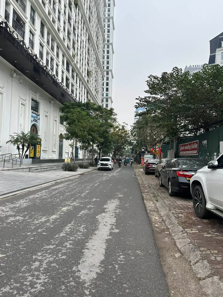 Nhà phố Đình Thôn 45m² giá 14.2 tỷ - Sẵn sàng vào ở ngay!