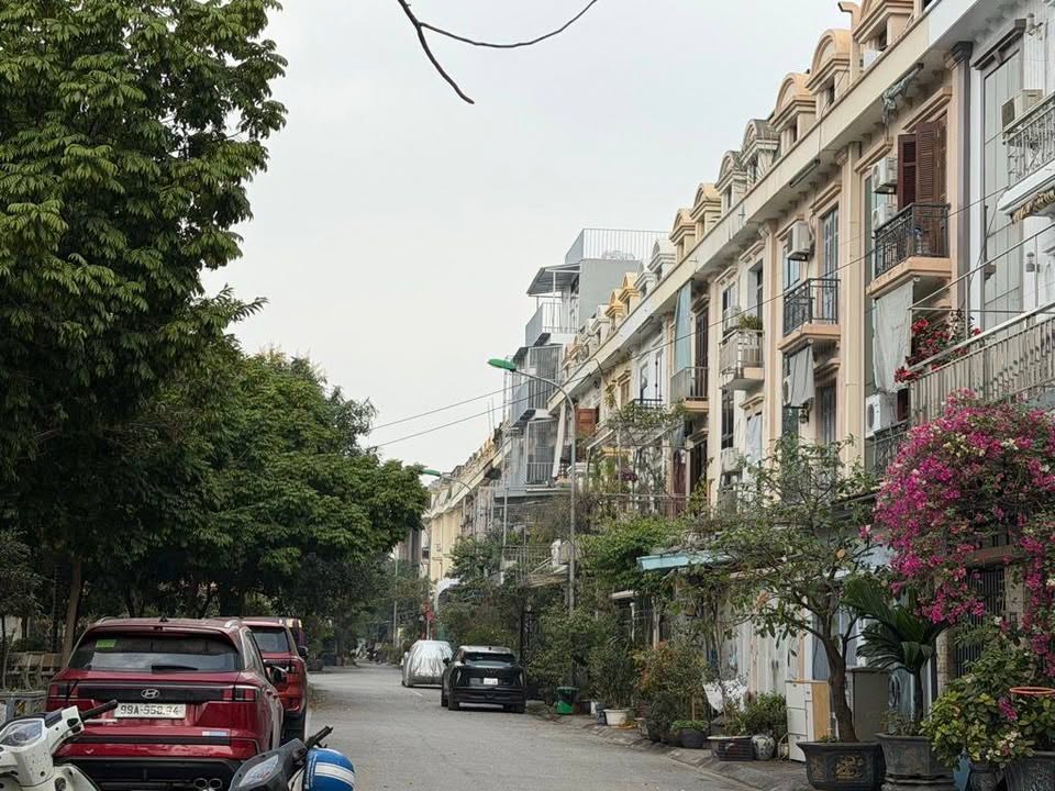 Nhà phố Đại Mỗ 87m² giá 22 tỷ - Không gian sống lý tưởng!