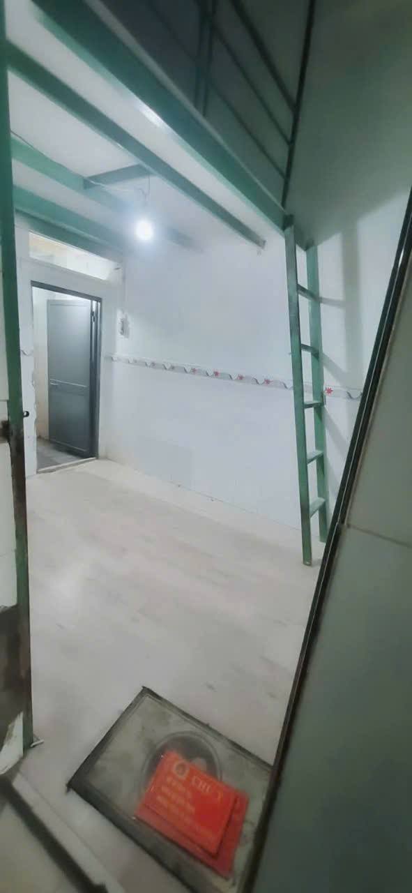 Phòng trọ cho thuê tại 267 Lê Đình Cẩn, Tân Tạo, Bình Tân - Giá chỉ 1.6 triệu/tháng!