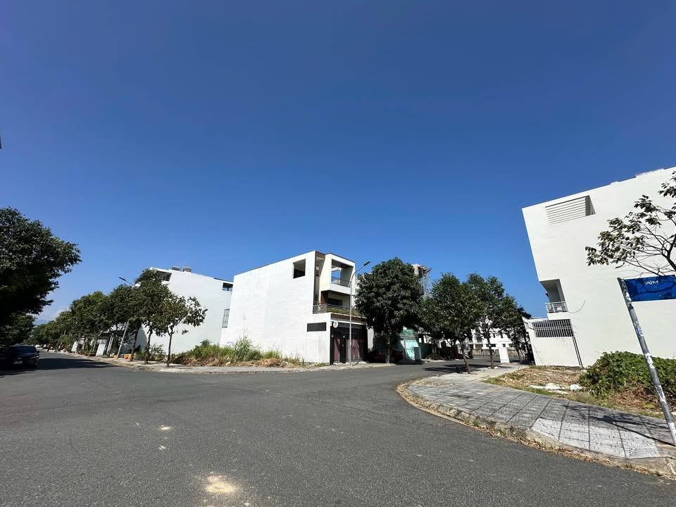 Đất nền An Bình Tân 160.7m² giá 13 tỷ - Sổ hồng cá nhân, hướng Đông Nam thoáng mát!