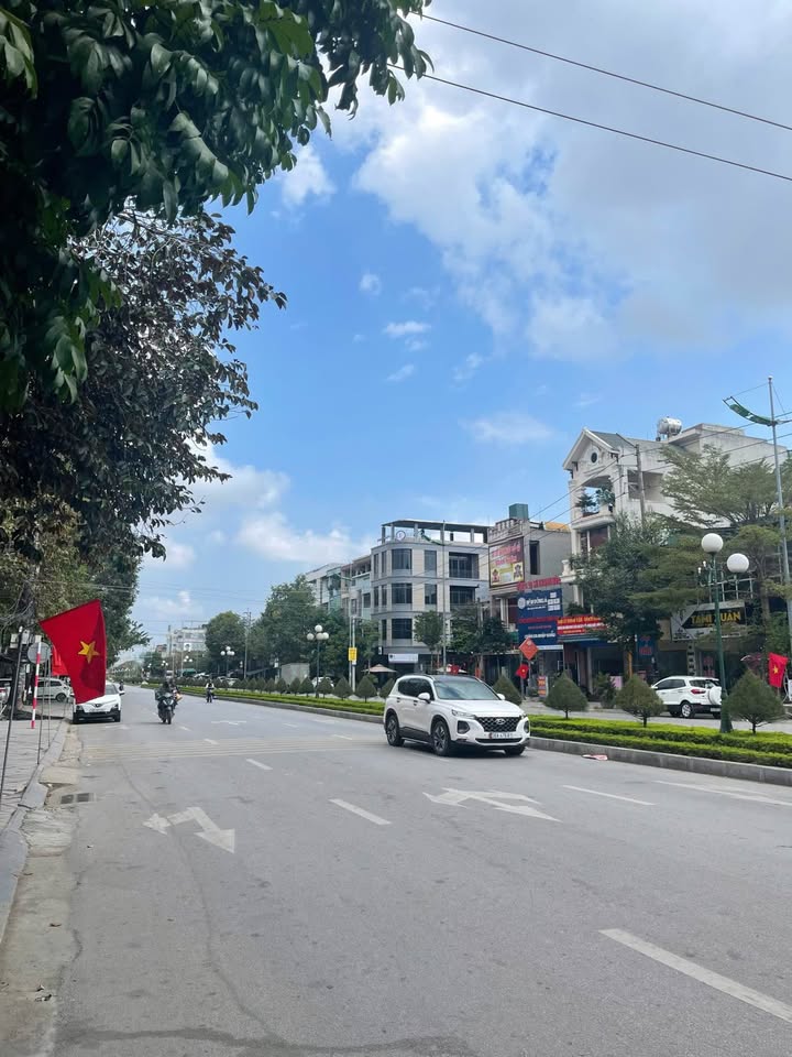 Nhà phố mặt tiền đường Nguyễn Duy Hiệu, 97m² giá 10 tỷ - Đầu tư sinh lời ngay!