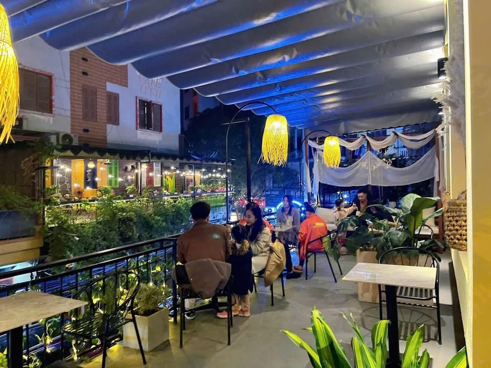 Shophouse lô góc Mỹ Đình 130m² giá 599 triệu - Kinh doanh ngay!