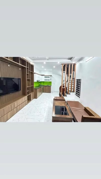 Nhà phố Xuân Đỉnh 31m² giá 8 tỷ - Full nội thất, ngõ rộng, giao thông thuận lợi!