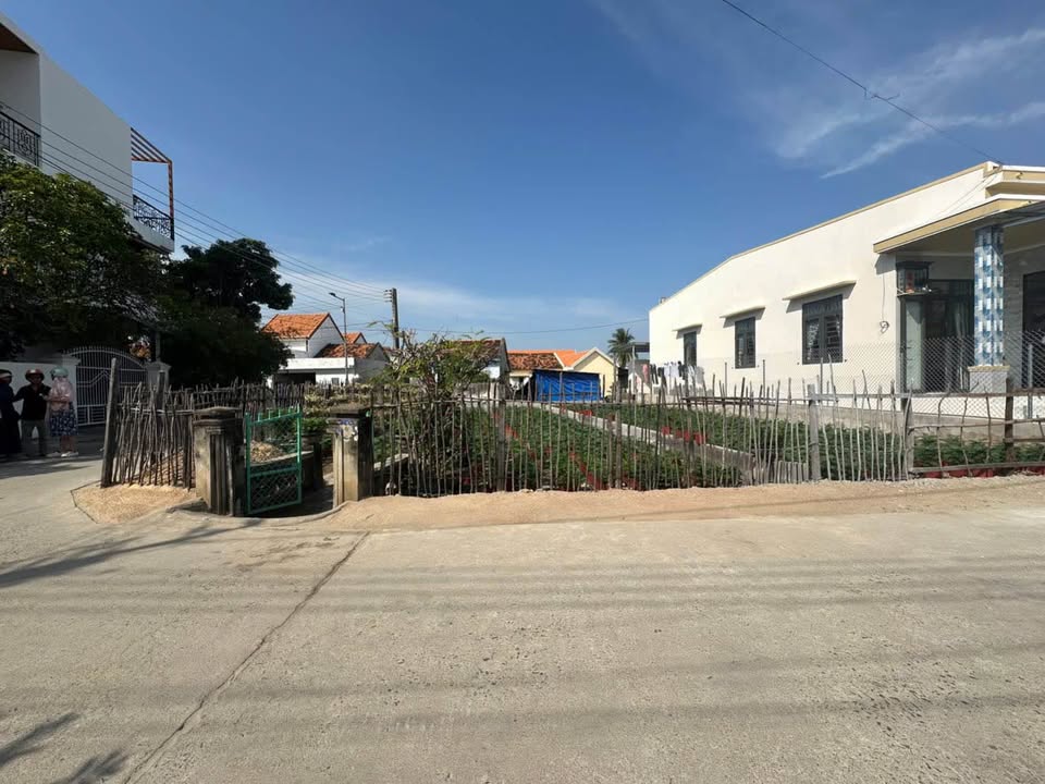 Đất nền lô góc 137m² Trương Công Kỉnh, Ninh Diêm chỉ 1.7 tỷ - Đầu tư sinh lời cao!