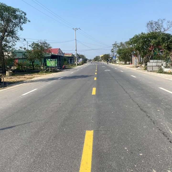 Đất nền đường Quốc lộ 8C, Xã Thiên Cầm, 192m² giá 3 tỷ - Kinh doanh sầm uất!