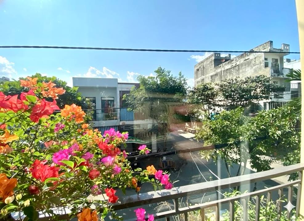 Toà căn hộ 4,5 tầng tại Hải Châu, Đà Nẵng - Giá chỉ 11 tỷ - Đầu tư sinh lời ngay!