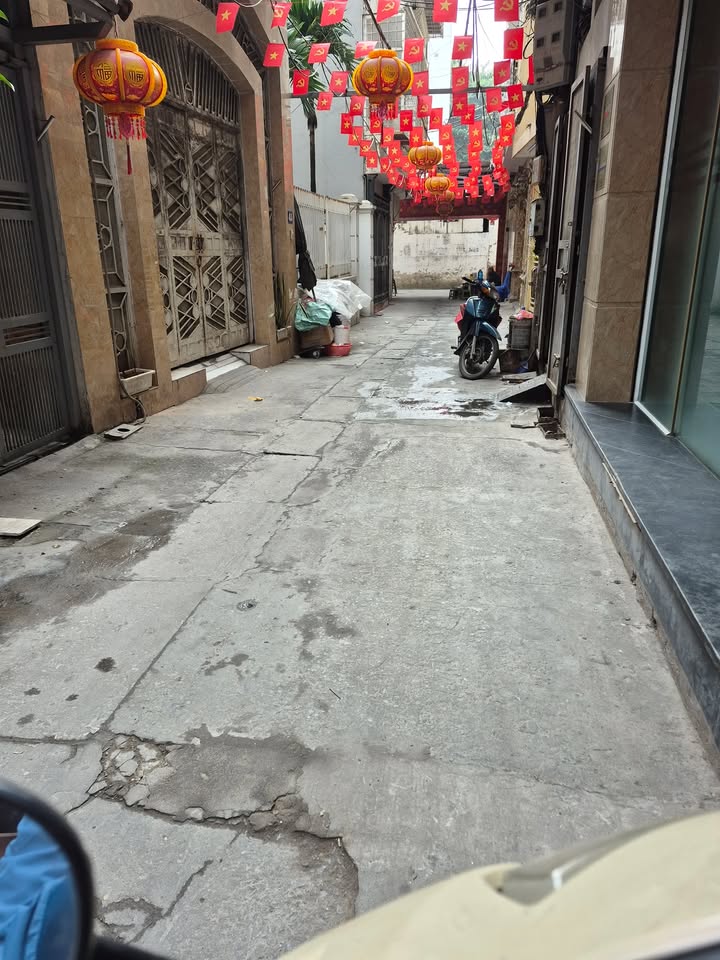 Căn hộ Trung Kính 56m² giá 18 tỷ - Đầu tư sinh lời bền vững!