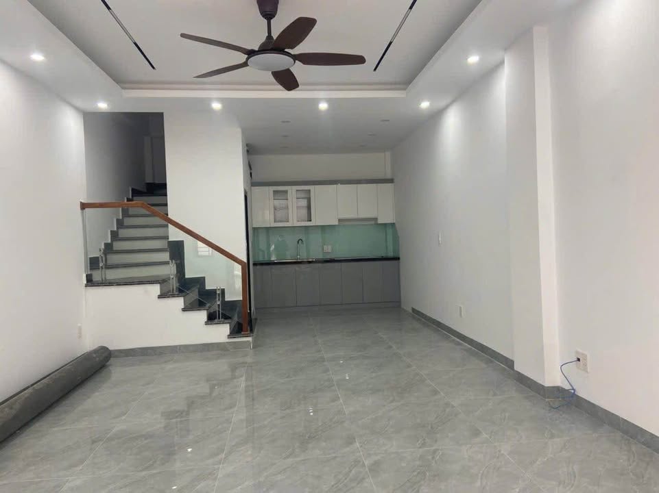 Nhà 3 tầng Tổ 7, Phường An Hải, Quận An Dương, 40.9m² chỉ 2.1 tỷ - Giá rẻ nhất khu vực!