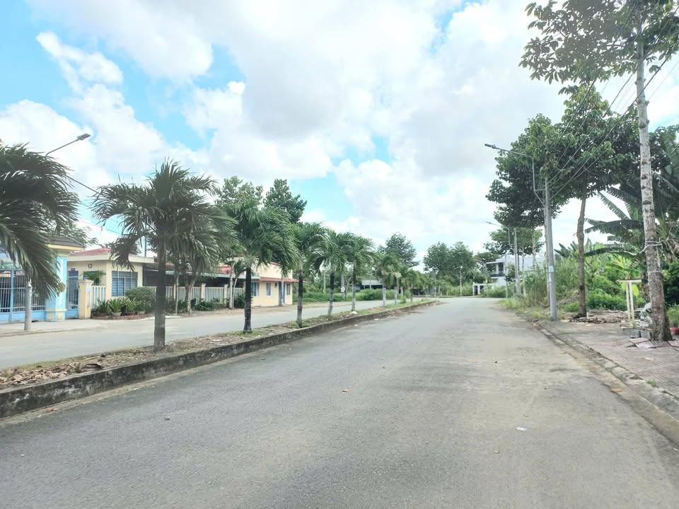 Đất nền góc đường số 1 & 5, Nhơn Nghĩa, 165m² giá 2.7 tỷ - Vị trí đắc địa ngay trung tâm