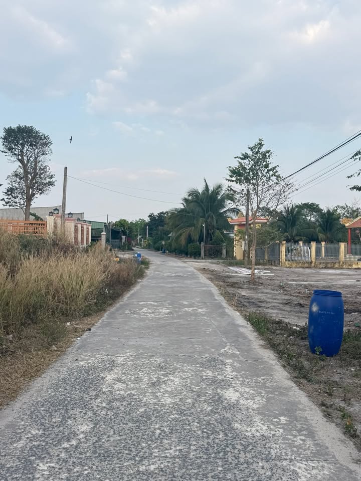 Đất nền 2 mặt tiền KDC Đại Nam 2, 1045m² giá 2 tỷ - Cơ hội đầu tư hấp dẫn!