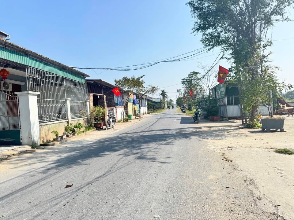 Bán đất mặt tiền đường Hoà Thọ, Phường Hưng Lộc, 200m² - Giá chỉ 5 tỷ!